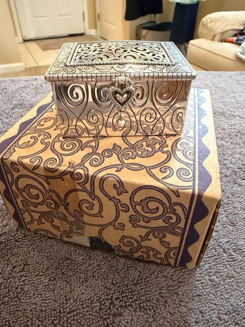 Brighton Lacie Daisy Silver-Tone Filigree Jewelry Trinket Box